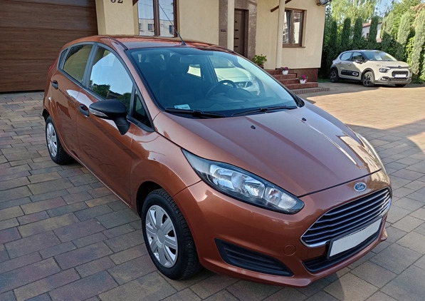 Ford Fiesta cena 25700 przebieg: 114000, rok produkcji 2014 z Oborniki małe 106